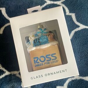 Ross shopping bag with bear - Glass Ornament